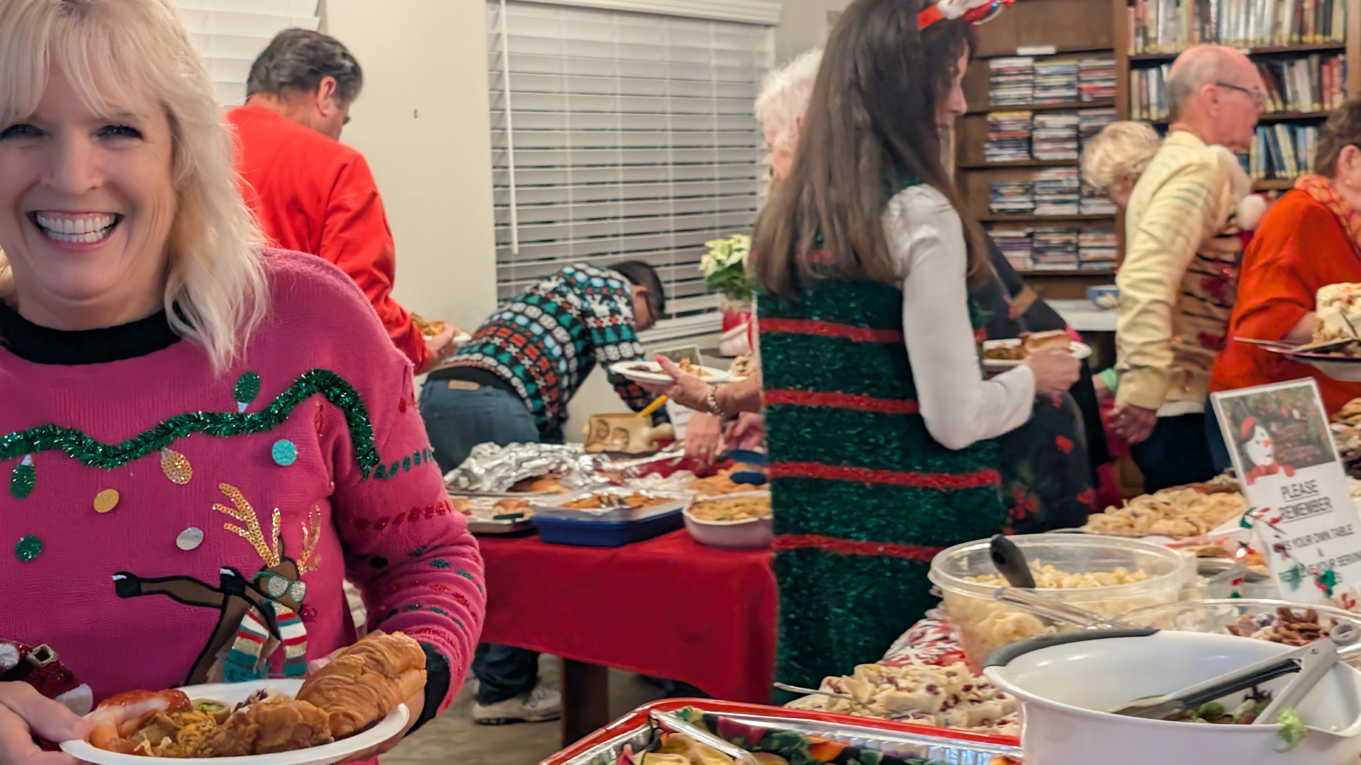 holidayPotluck2025011